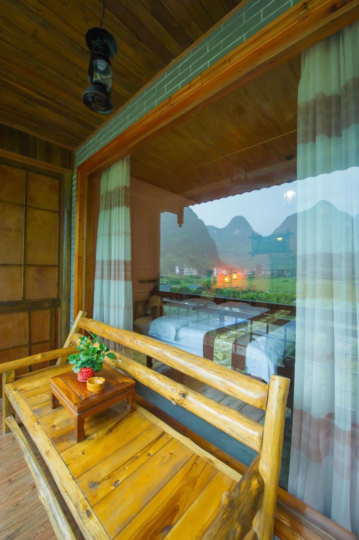 Отель Yangshuo Scenic Mountain Retreat Экстерьер фото